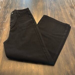 BLACK WIDE LEG JEANS SIZE MEDIUM